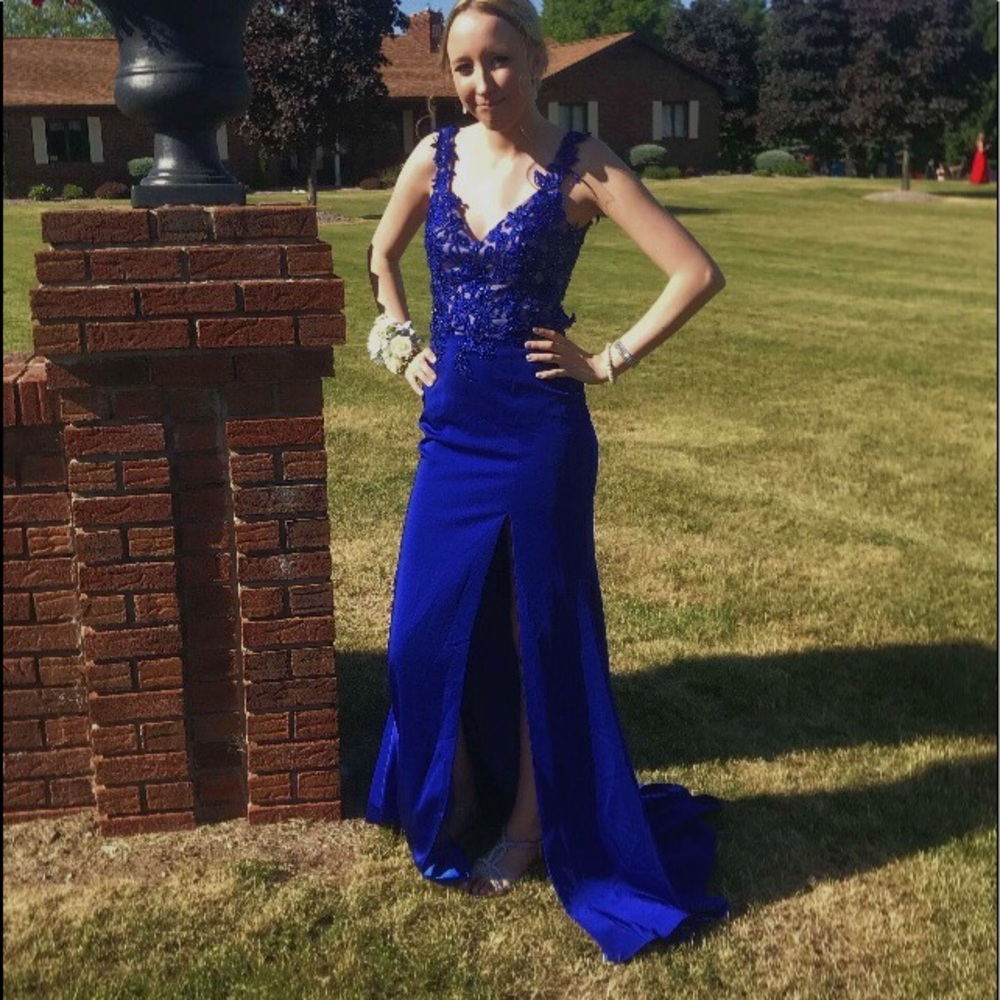 Royal blue tight prom dress